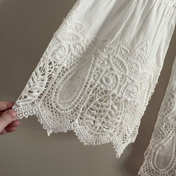 Chicos Sz 0 US 4/6 White Cotton V-Neck Bell Sleeves Embroidered Lace Cutout Top - Picture 4 of 10